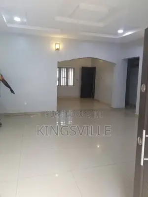 3bdrm Bungalow in Efap Estate Gwarinpa, Life Camp for rent
