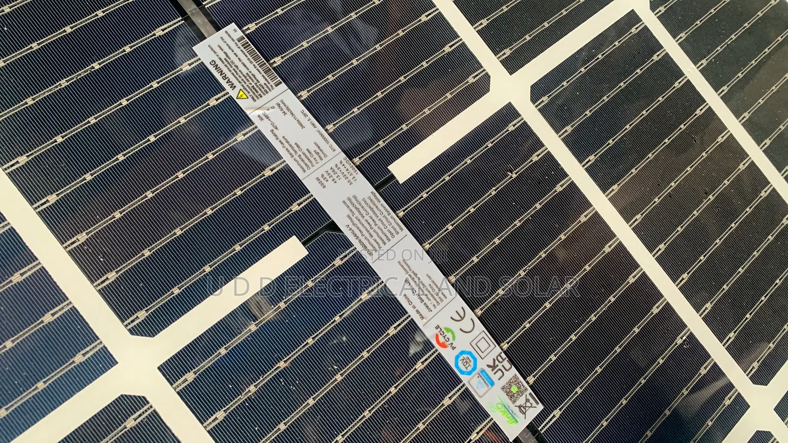 Jinko Solar Panel 650w 144cell Very Strong With Guarantee
