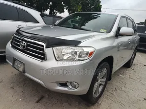 Toyota Highlander 2010 Silver