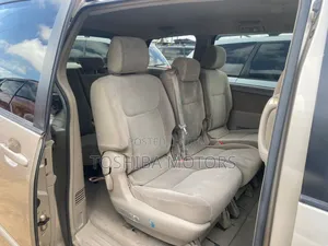 Toyota Sienna LE AWD 2005 Silver