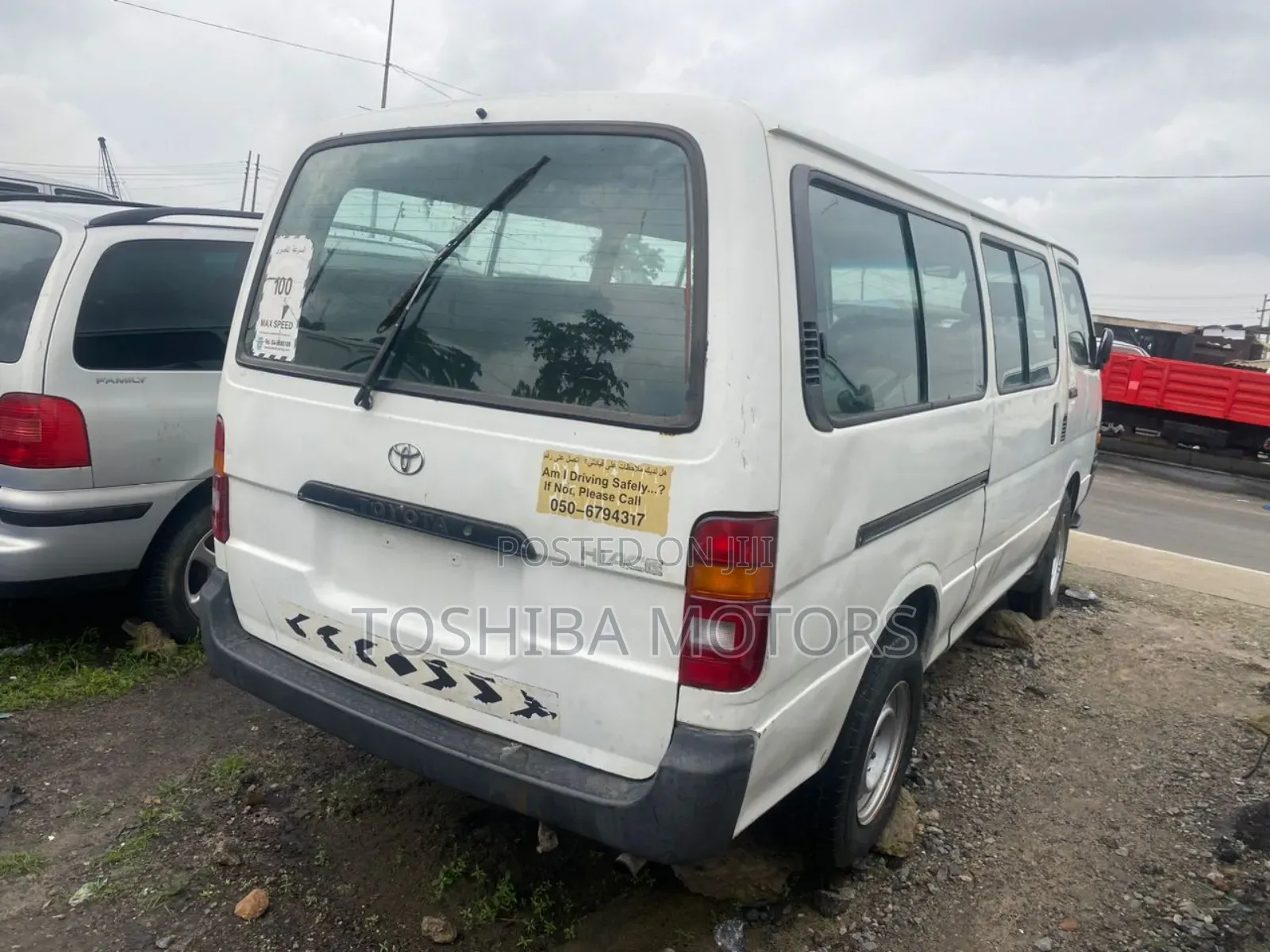 Toyota HiAce 1999 White