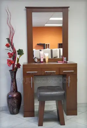 Simple Mirror Stands