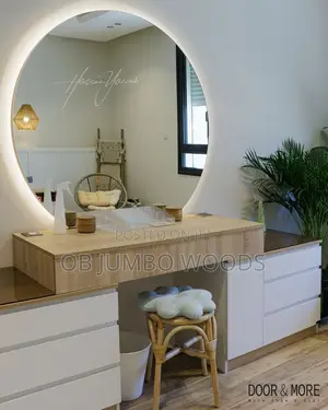 Classic Mirror Stand Designs