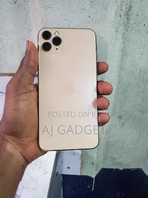 Apple iPhone 11 Pro Max 64 GB Gold