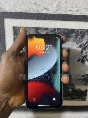 Apple iPhone 11 64 GB Purple