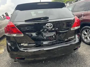 Photo - Toyota Venza 2015 Black