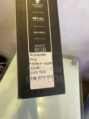 New Laptop Dell Allienware M18 R1 32GB AMD Ryzen 7 SSD 2T