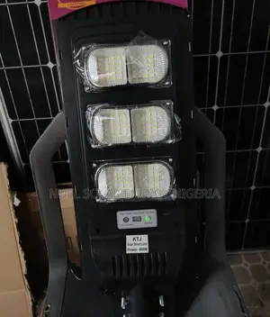 Original 300watts Solar Street Light 3 Eye's