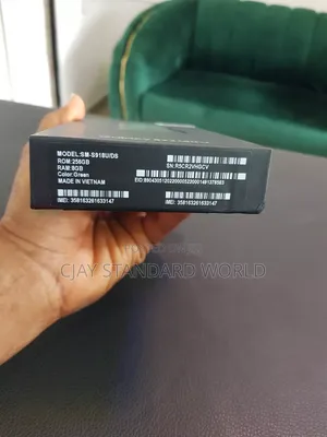 New Samsung Galaxy S23 Ultra 256 GB Green