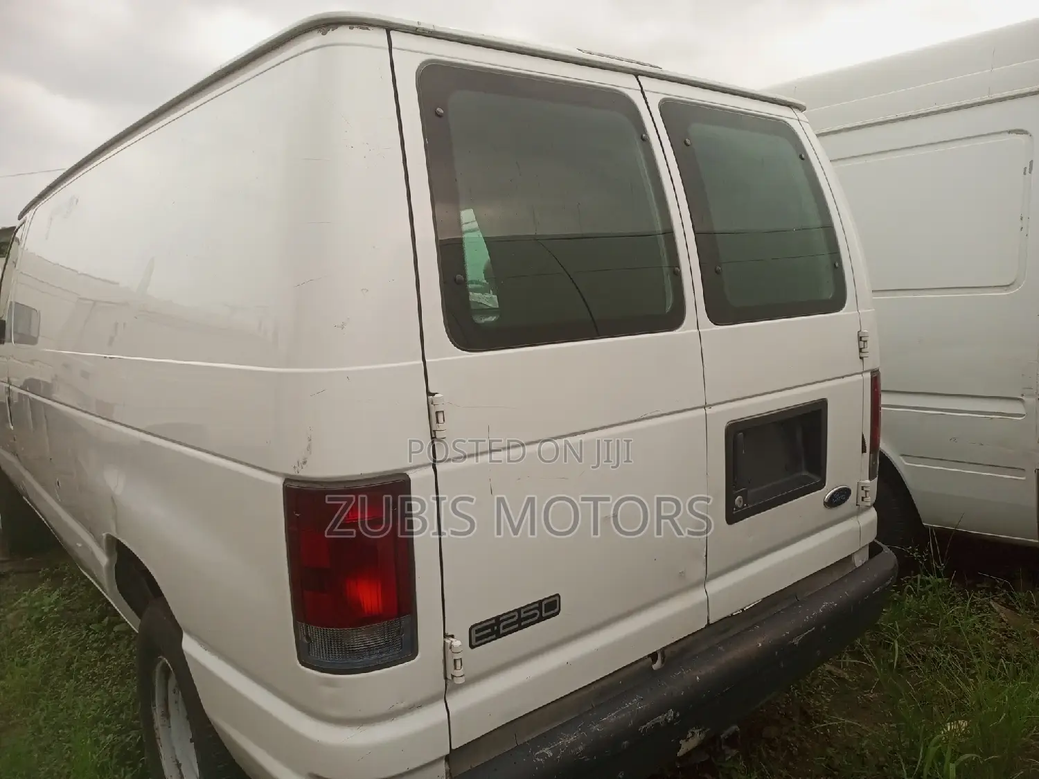 Ford E250 2006 White