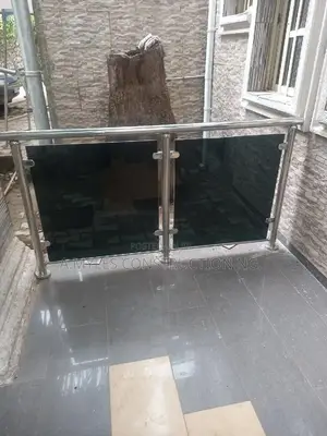 Stainless Grey Glass Railings