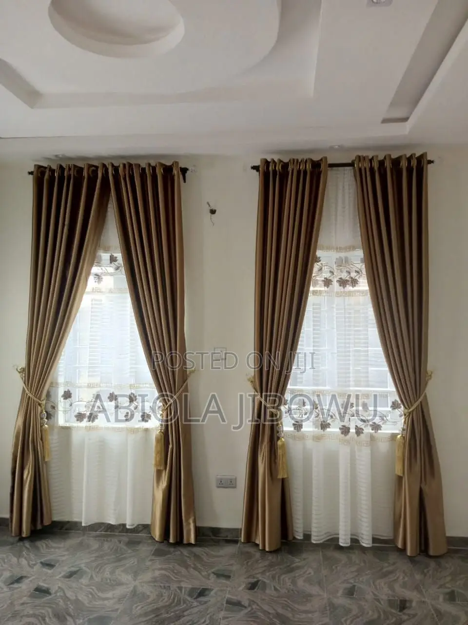 Curtains and Windows Blind
