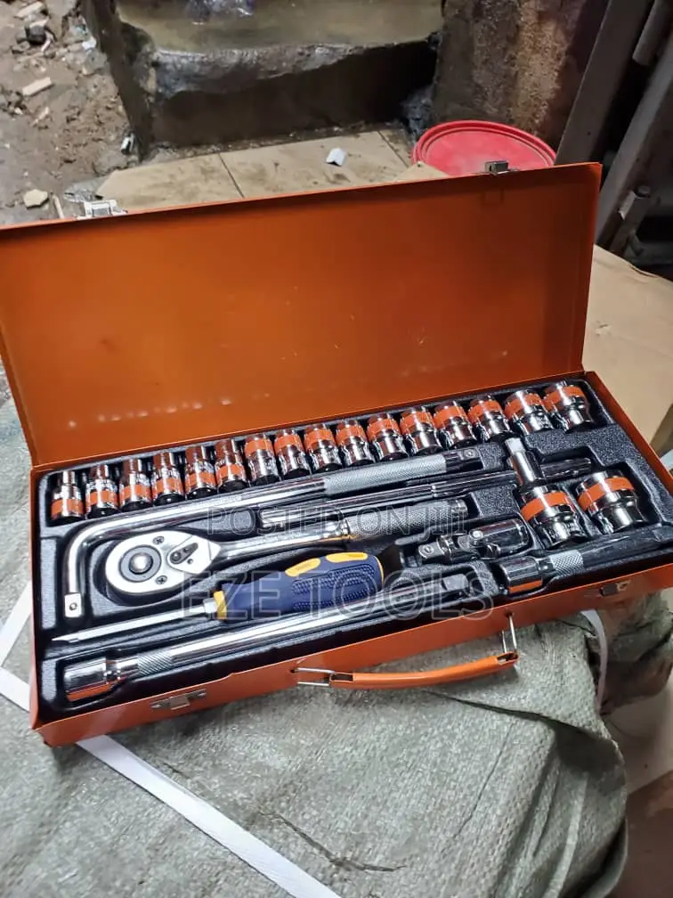 Complete Set of Socket