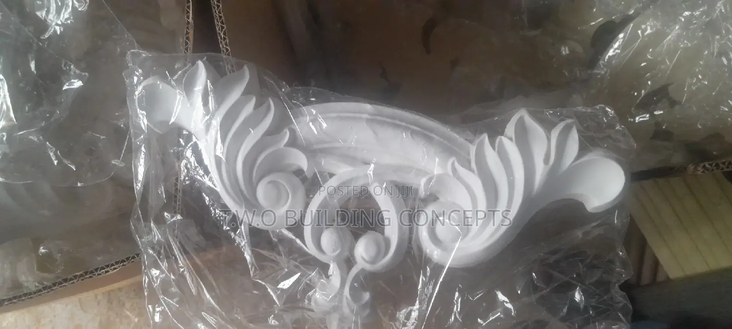 P.O.P Cornice
