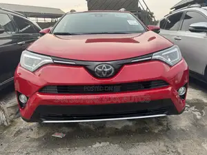 Toyota RAV4 2017 Red