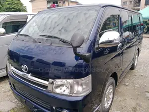 Toyota HiAce 2010 Blue
