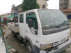 Nissan Cabstar Dubble Cabin Pick Up