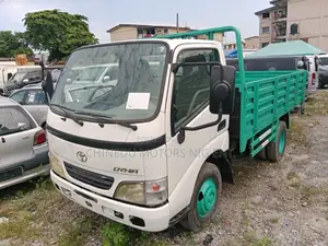 Toyota Dyna Pick Up