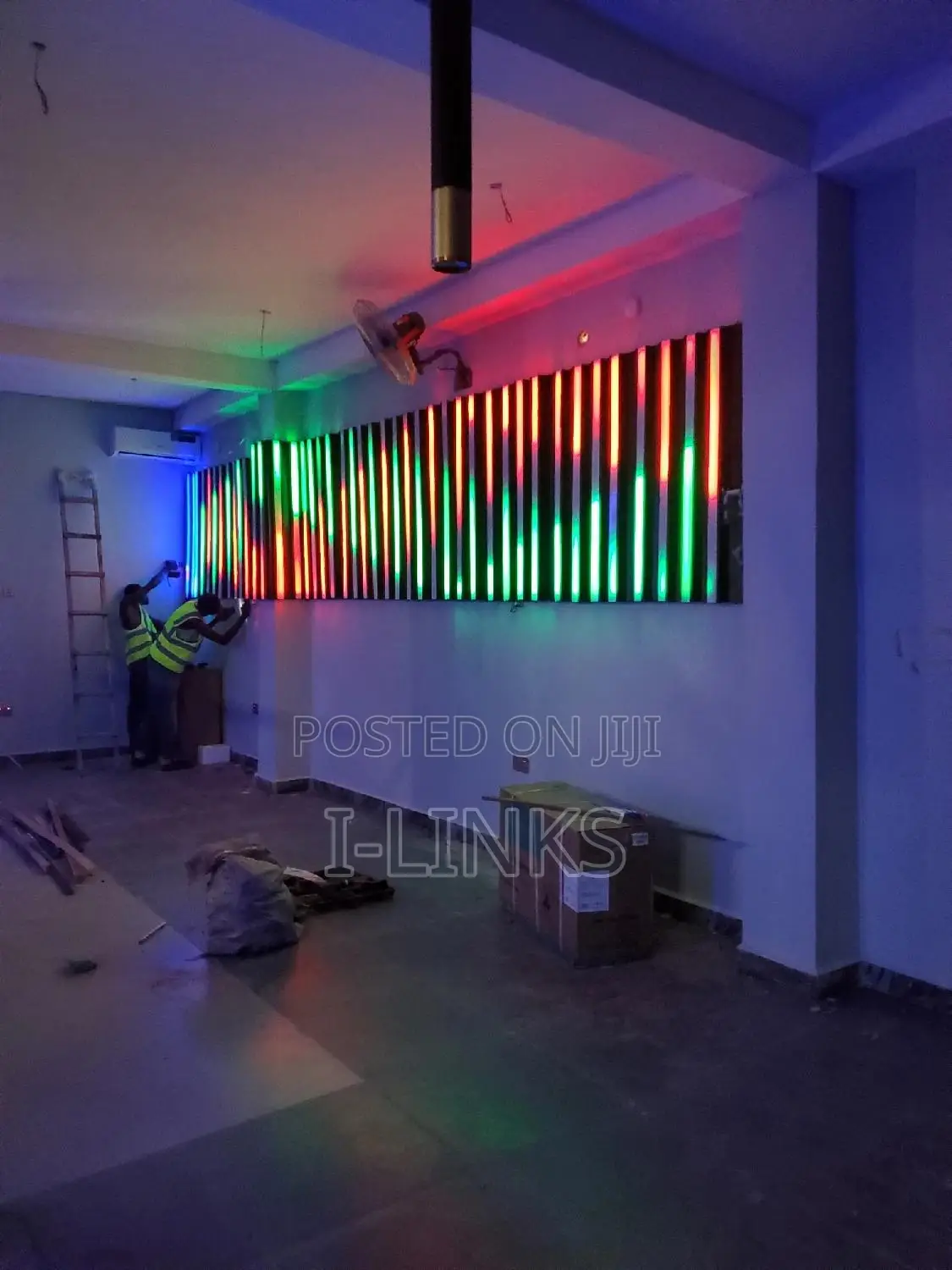 Club Lightening