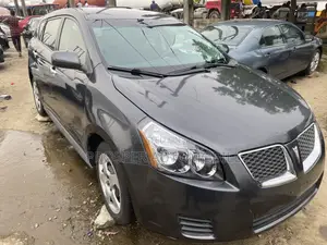 Pontiac Vibe 2010 Gray