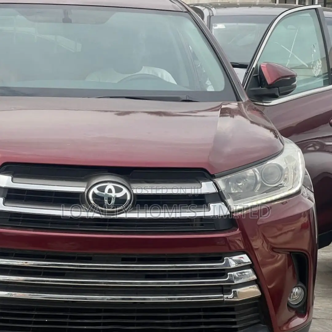 Toyota Highlander 2016 Red in Ikeja - Cars, Loyalty Homes Limited | Jiji.ng