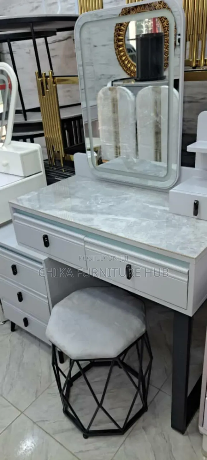Quality Dressing Mirrow