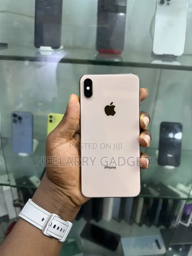 Apple iPhone XS Max 64 GB Gold in Ikeja Mobile Phones, Heelarry