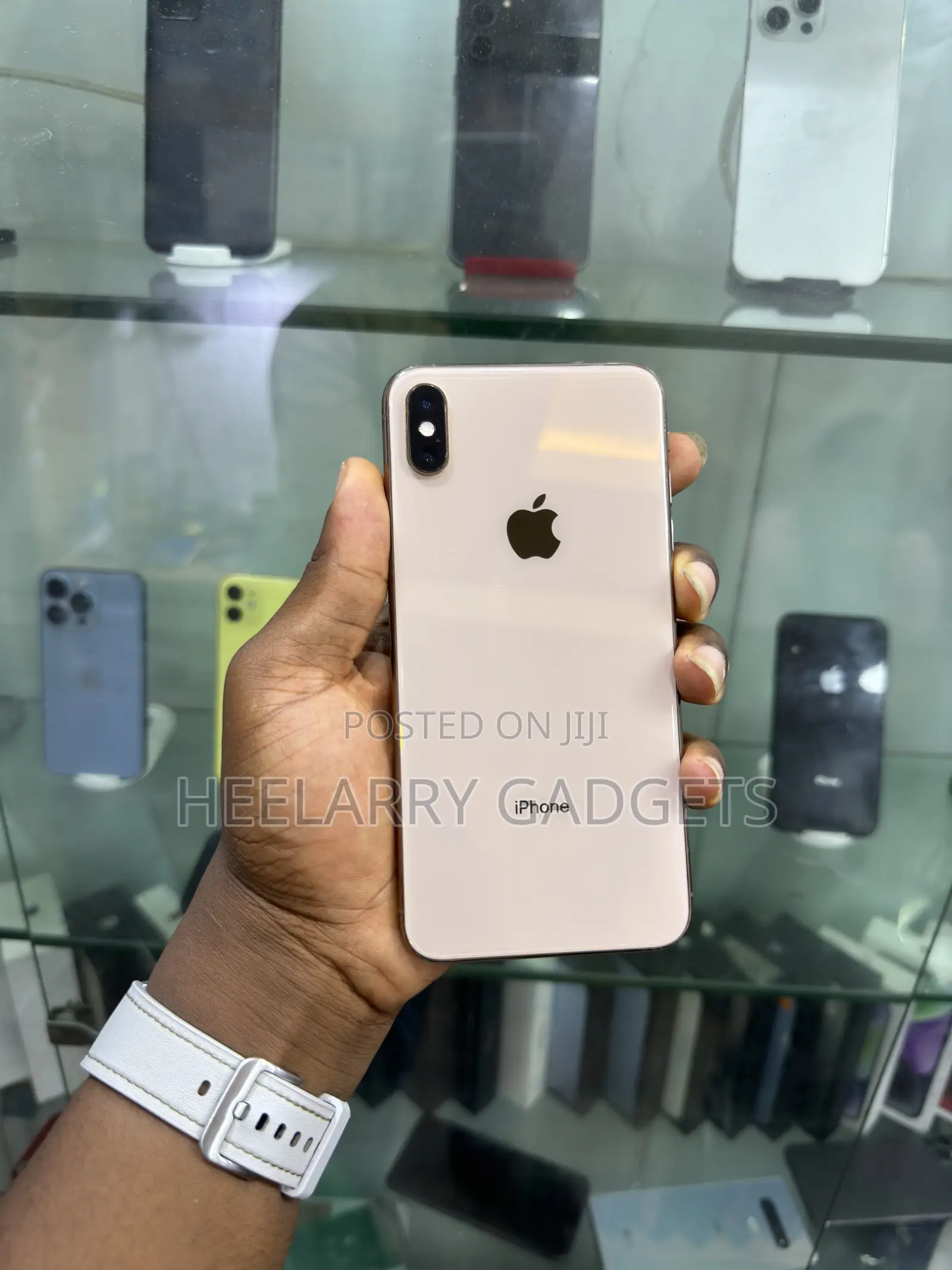 Apple iPhone XS Max 64 GB Gold