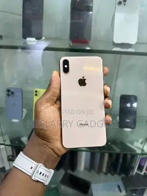 Apple iPhone XS Max 64 GB Gold