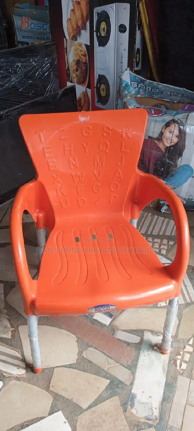 Executive Baby Chair And Table