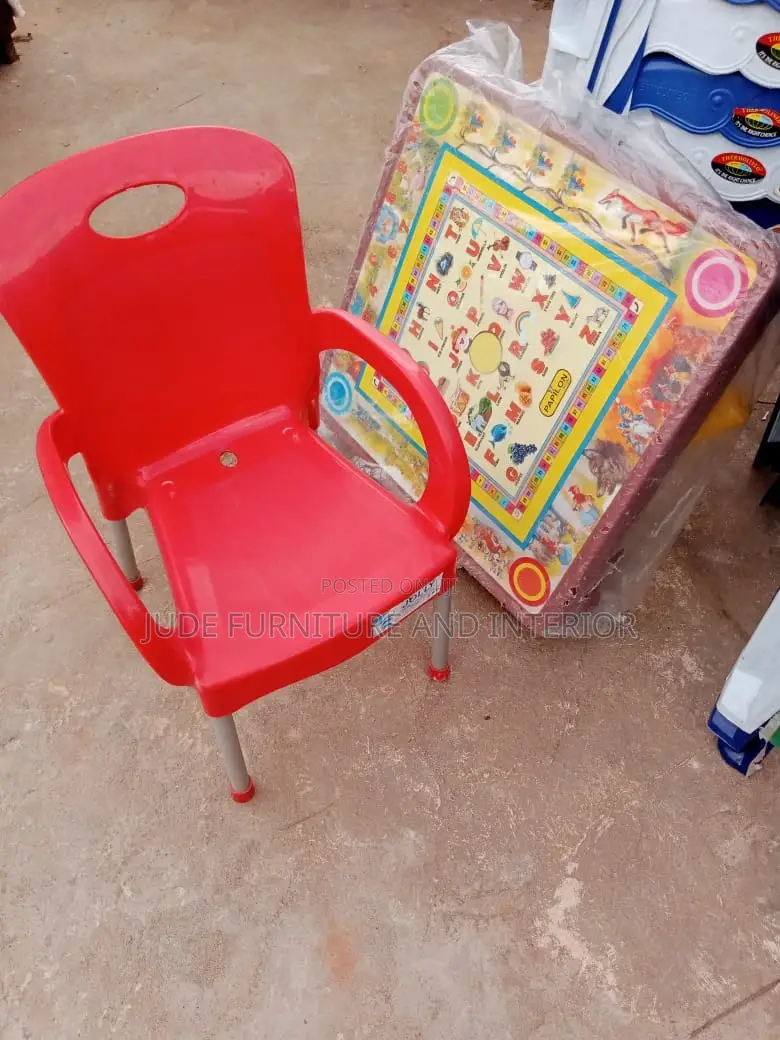 Executive Baby Chair And Table