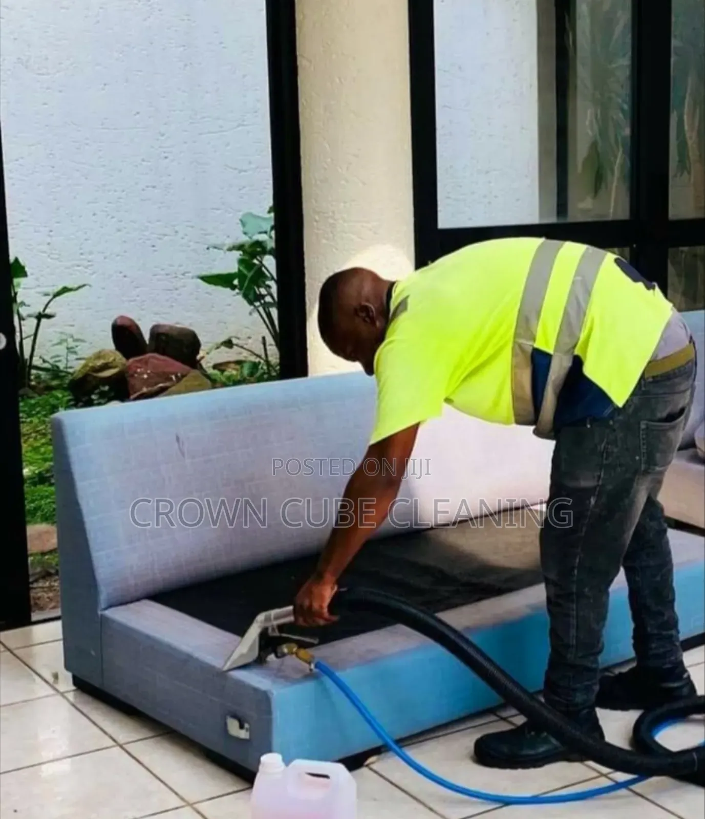 Sofa Cleaning Services | Transform Your Chairs