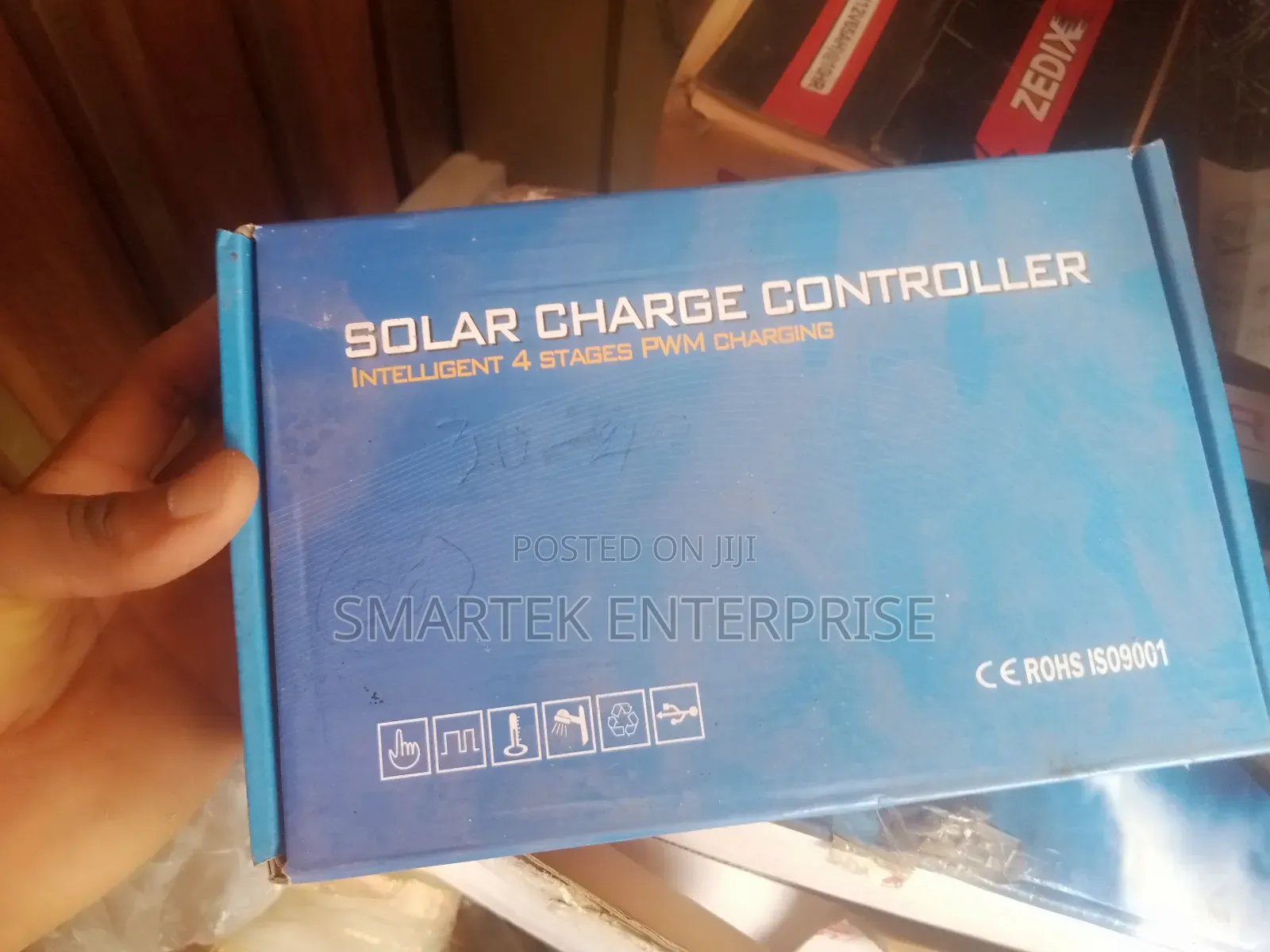 100A 12-48v Auto PWM Solar Charge Controller