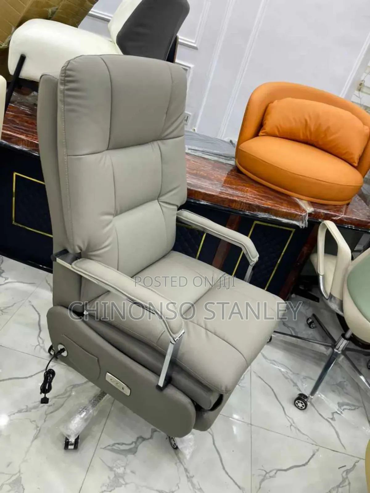 Executive Office Chair With Electric Function