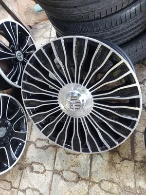 19rim Mercedes Benz!