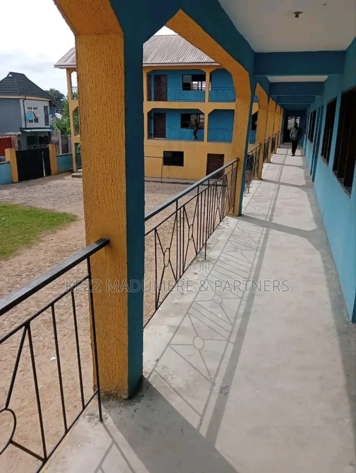 For Sale : A Functional 30 Classrooms SIZEABLE School