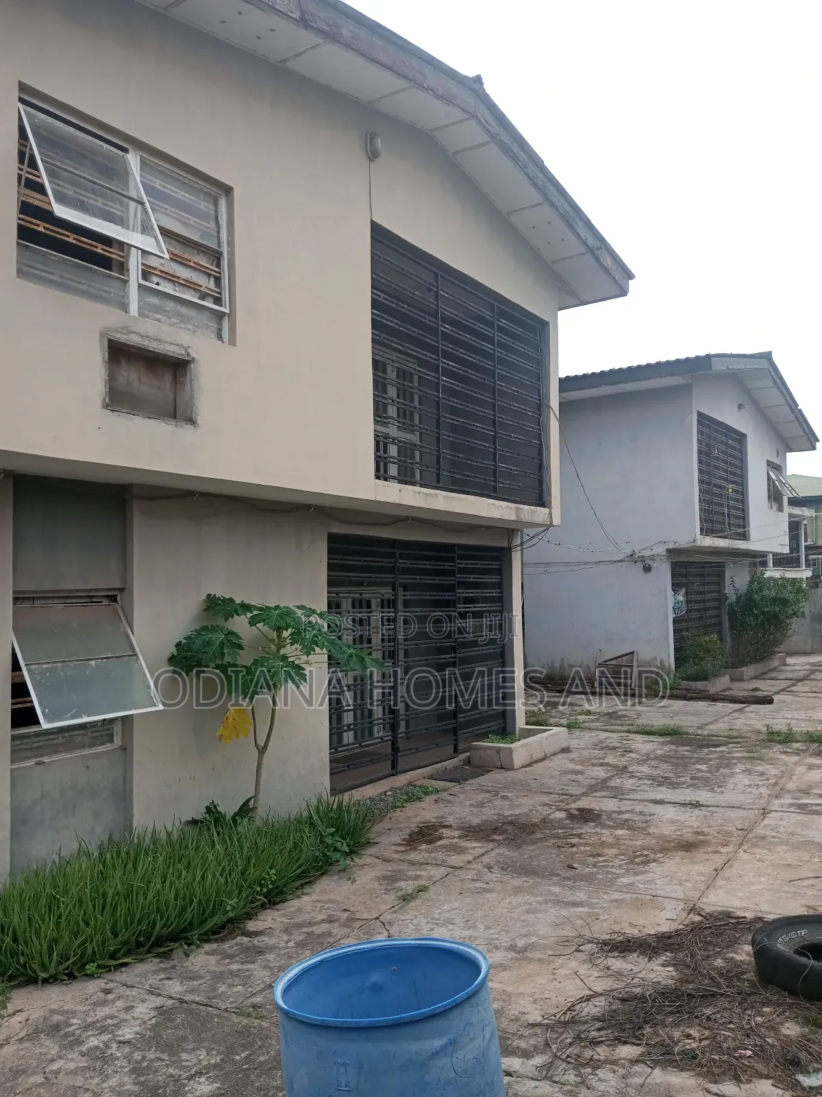 7bdrm Duplex in Ikolaba Gra, Ibadan for sale