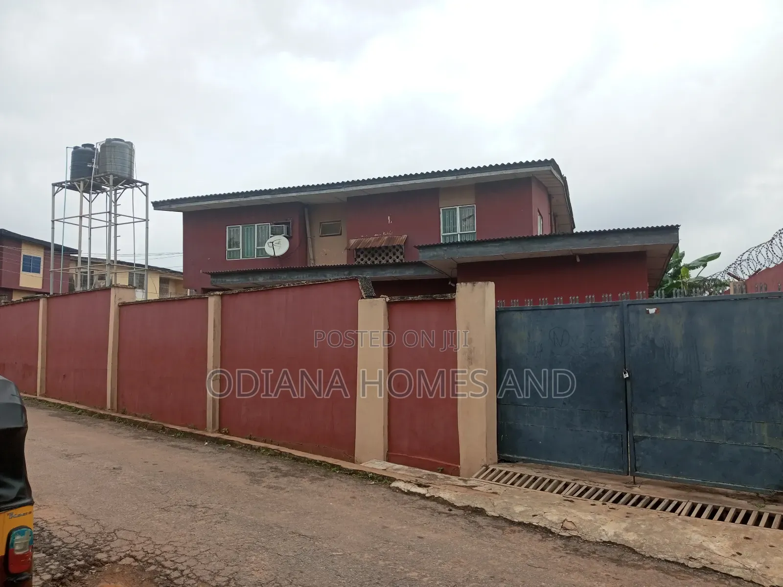 10bdrm Duplex in Ikolaba Gra, Ibadan for sale