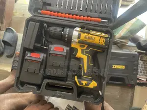 Screwing Machine