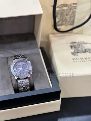 Burberry Quality Luxury Men Wristwatch