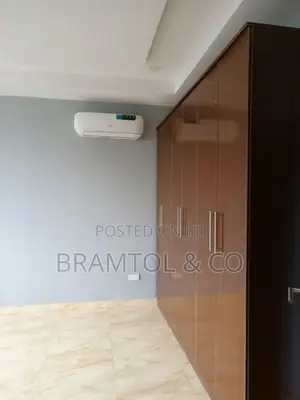 4bdrm Townhouse / Terrace in Guzape District for rent