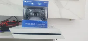 Playstation 4 Phat Low Version