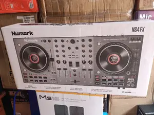 Numark Ns4fx
