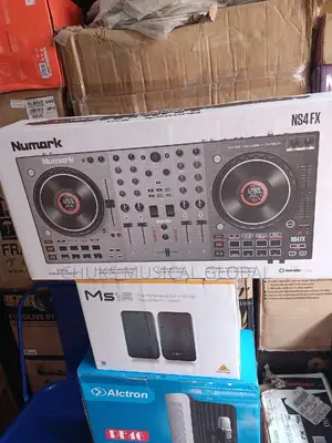 Numark Ns4fx