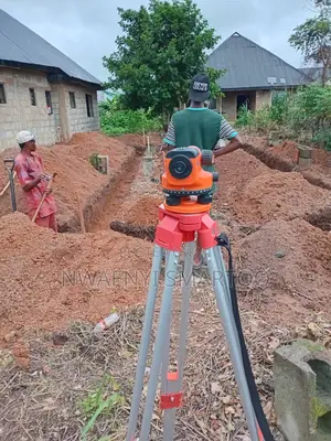 Heavy Duty 120m Level Instrument