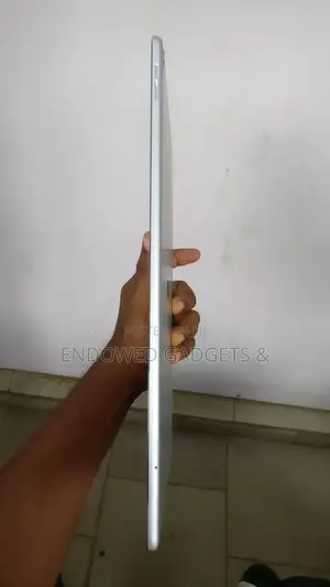 Apple iPad Pro 12.9 (2017) 64 GB Silver