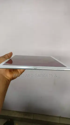 Apple iPad Pro 12.9 (2017) 64 GB Silver
