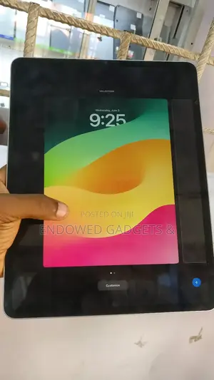 Apple iPad Pro 12.9 (2022) 256 GB Silver