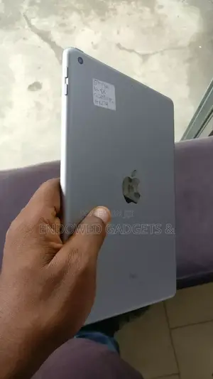 Apple iPad 9.7 32 GB Silver