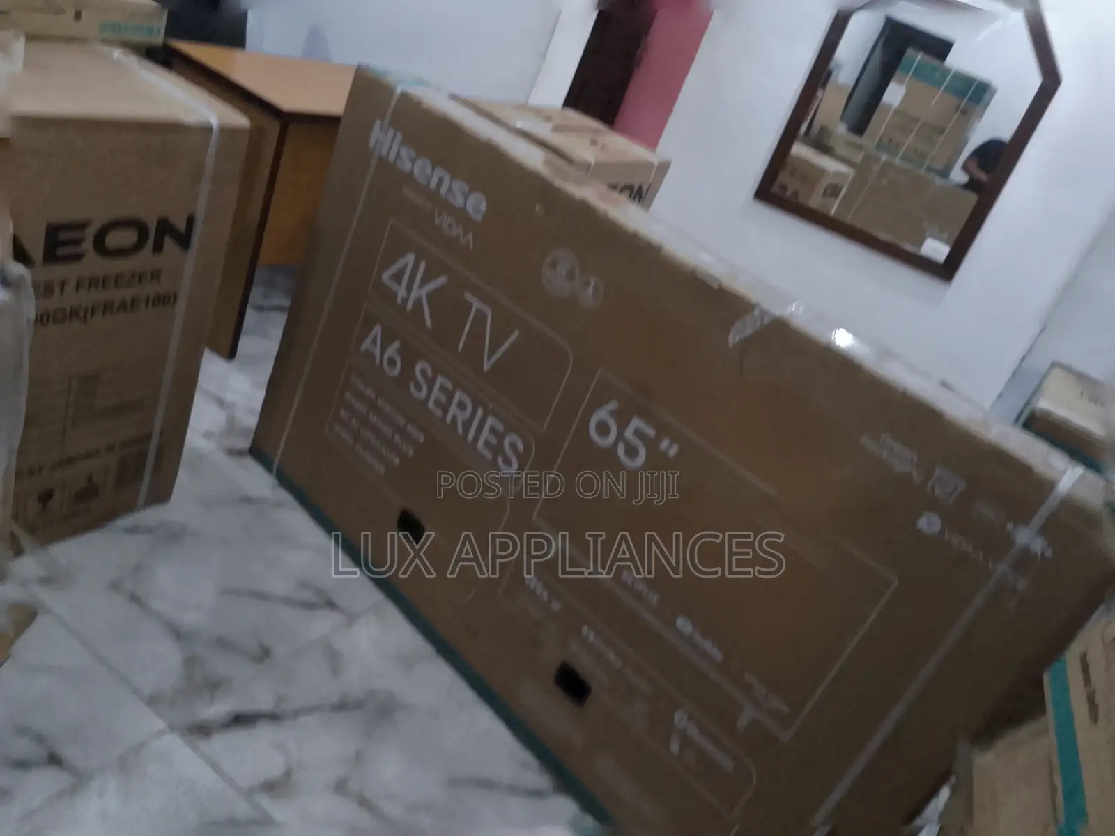 Hisense 65 Inches TV